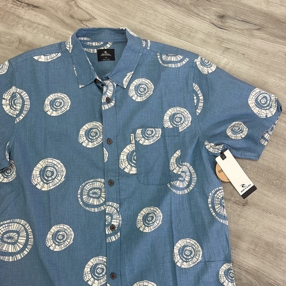 🔹RIP CURL- SALTWATERS BUTTON DOWN SHIRT - Picture 8 of 9
